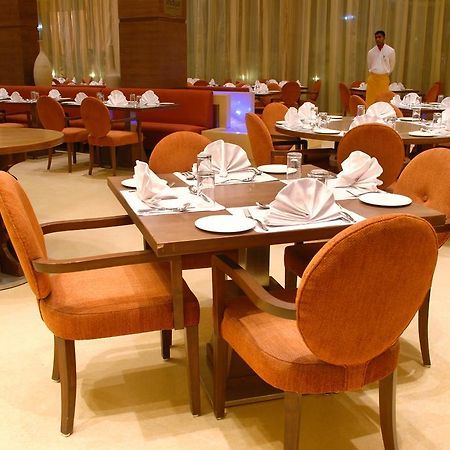 Cambay Grand Kukas Hotel Jaipur Restaurant photo